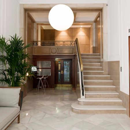 Eric Voekel Boutique Apartments - Gran Via Suites Барселона Экстерьер фото