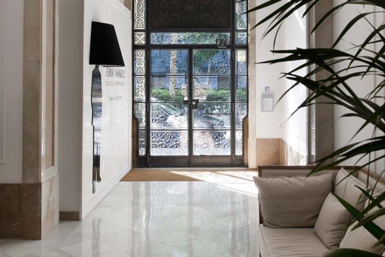 Eric Vokel Boutique Apartments - Gran Via Suites Барселона Экстерьер фото